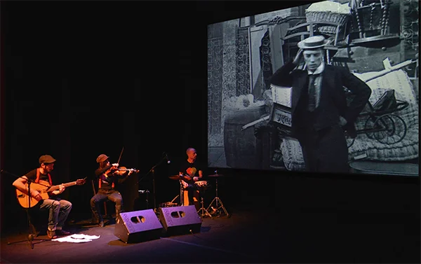 Actuación en directo de Cine Mudo + Música en vivo